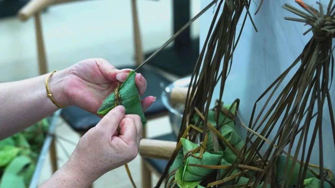 粽香四溢，浓情端午——BEATS365官网开展包粽子迎端午活动